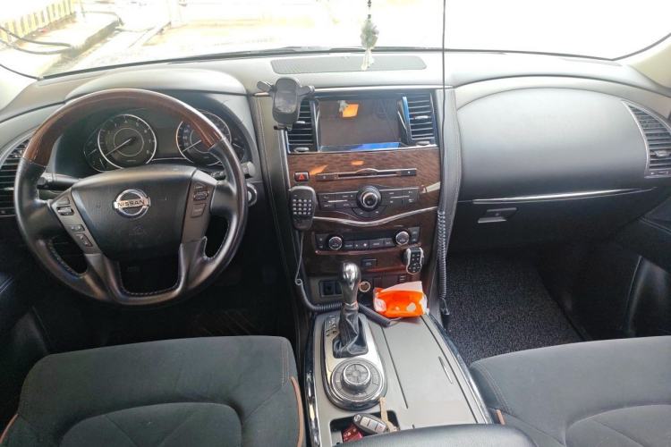 Used Nissan Patrol  Center Console