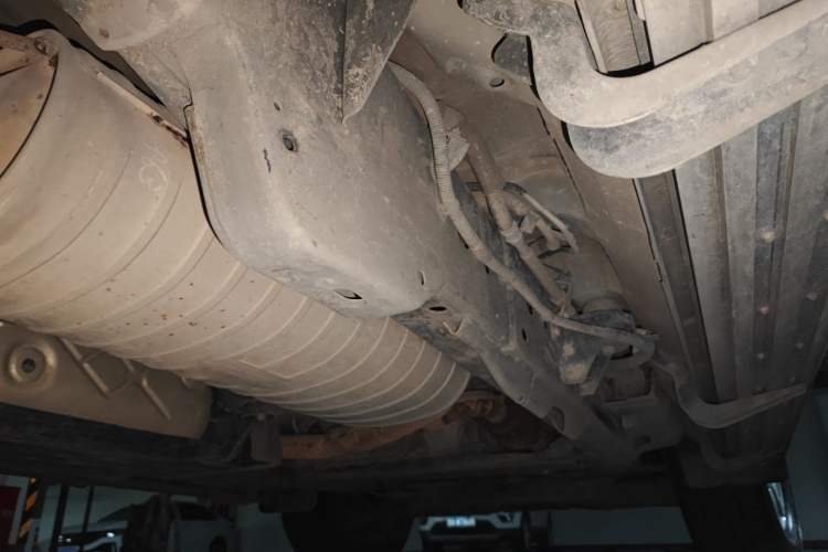 Used Nissan Patrol 2016 5.6L Standard Edition Chassis Rear Right