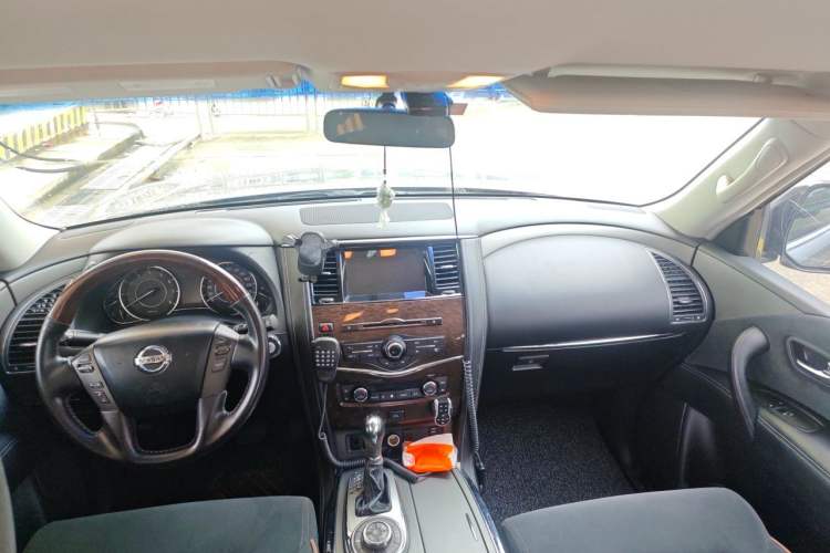 Used Nissan Patrol  Headliner