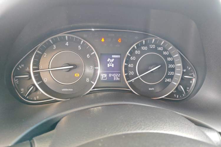 Used Nissan Patrol  Instrument Cluster