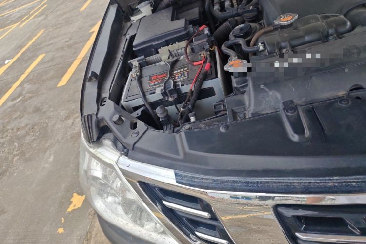Used Nissan Patrol  Right Front Headlight