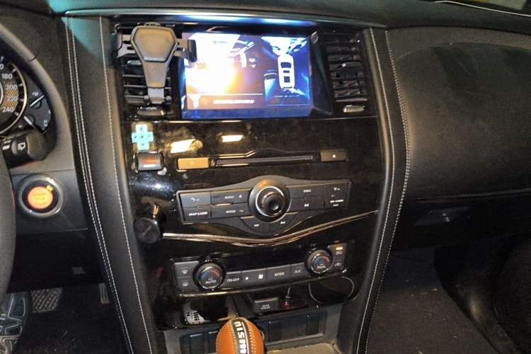Used Nissan Patrol 2016 Y62 4.0L LE Middle East Edition Audio And AC Panel