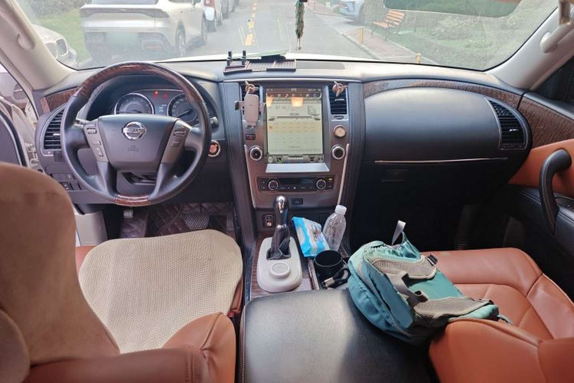 Used Nissan Patrol 2016 Y62 4.0L LE Middle East Edition Center Console