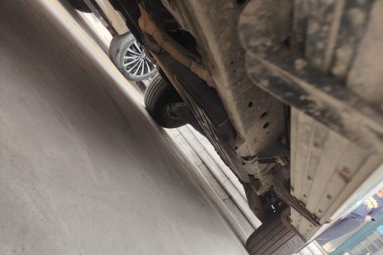 Used Nissan Patrol  Chassis Front Left