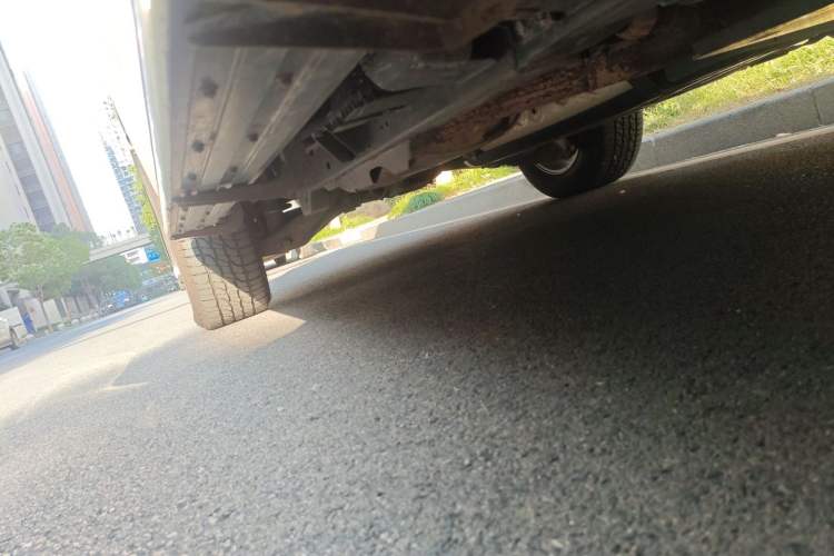 Used Nissan Patrol 2016 5.6L Standard Edition Chassis Front Right