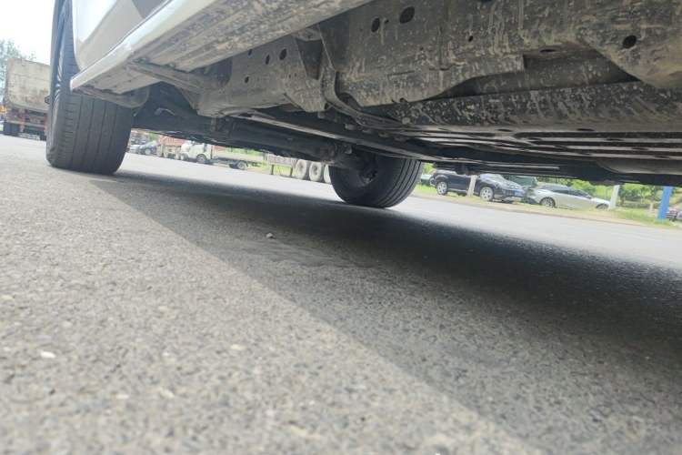Used Nissan Patrol 2016 5.6L LE Chassis Rear Left
