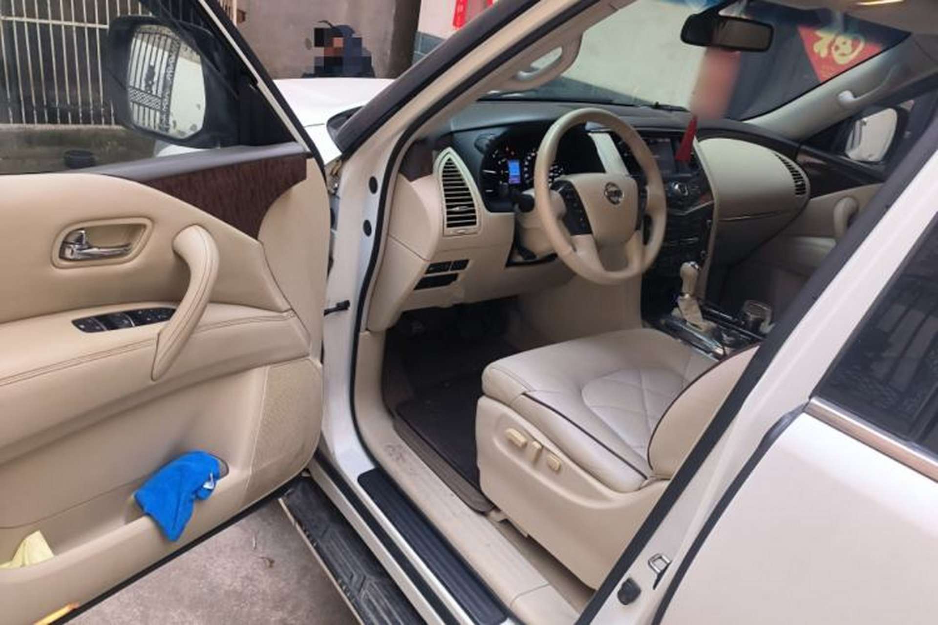 Used Nissan Patrol 2016 Y62 4.0L LE Middle East Edition Driver Seat