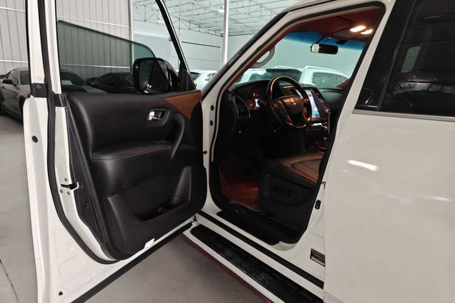 Used Nissan Patrol  Driver Seat
