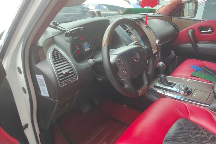 Used Nissan Patrol  Driver Seat