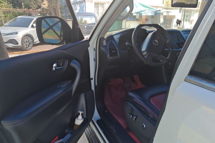Used Nissan Patrol  Driver Seat