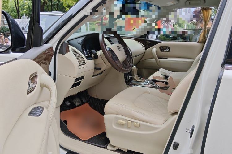 Used Nissan Patrol  Driver Seat