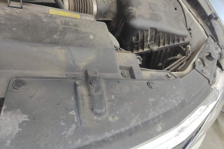 Used Nissan Patrol  Engine Bay Left