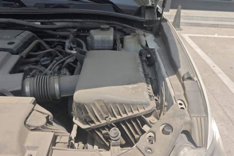 Used Nissan Patrol  Engine Bay Left