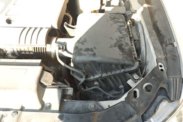 Used Nissan Patrol 2016 5.6L Standard Edition Engine Bay Left