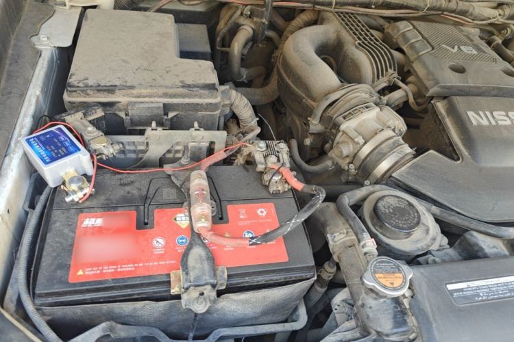 Used Nissan Patrol  Engine Bay Right