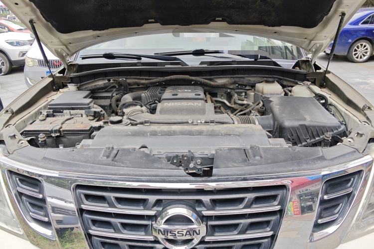 Used Nissan Patrol  Engine Bay