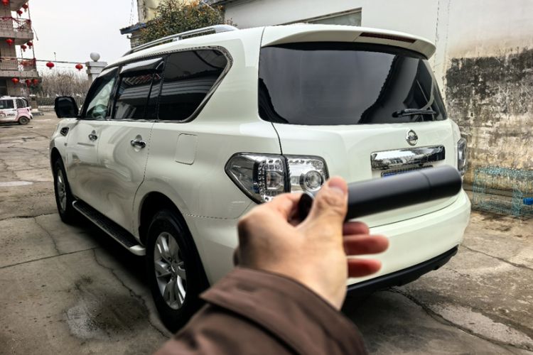 Used Nissan Patrol 2016 5.6L Standard Edition Exterior 2