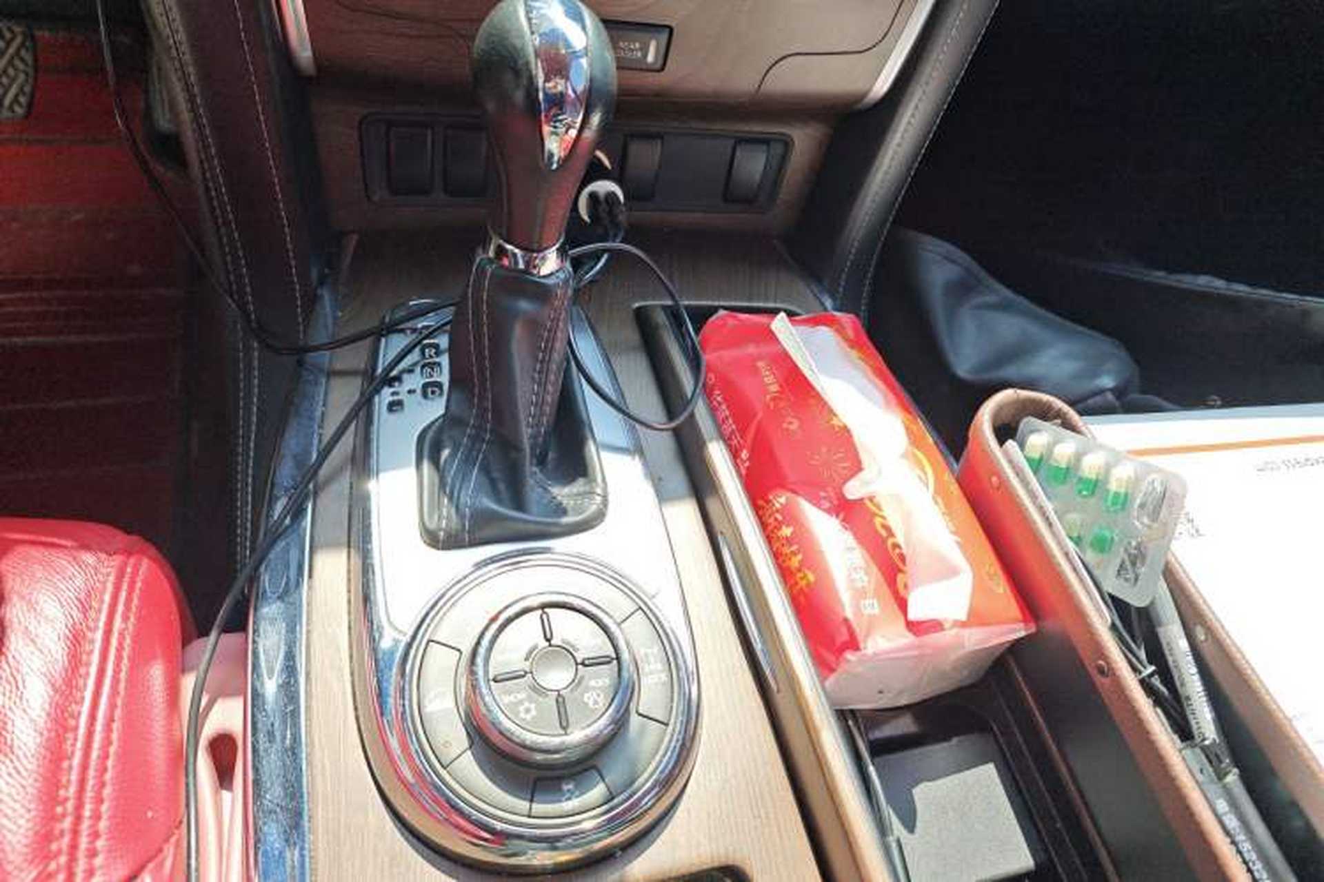 Used Nissan Patrol  Gear Lever