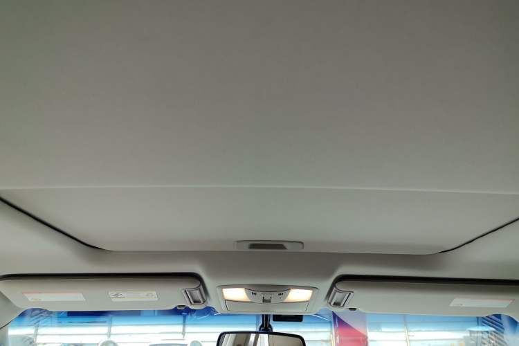 Used Nissan Patrol  Headliner