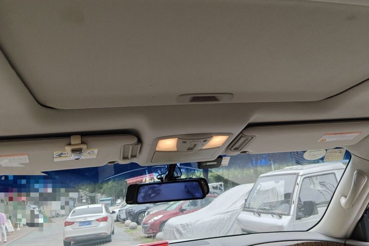 Used Nissan Patrol  Headliner