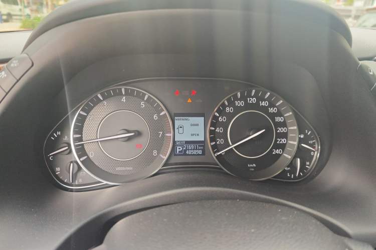 Used Nissan Patrol 2016 5.6L Standard Edition Instrument Cluster