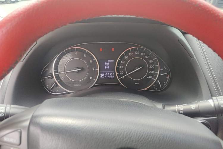Used Nissan Patrol 2016 5.6L LE Instrument Cluster