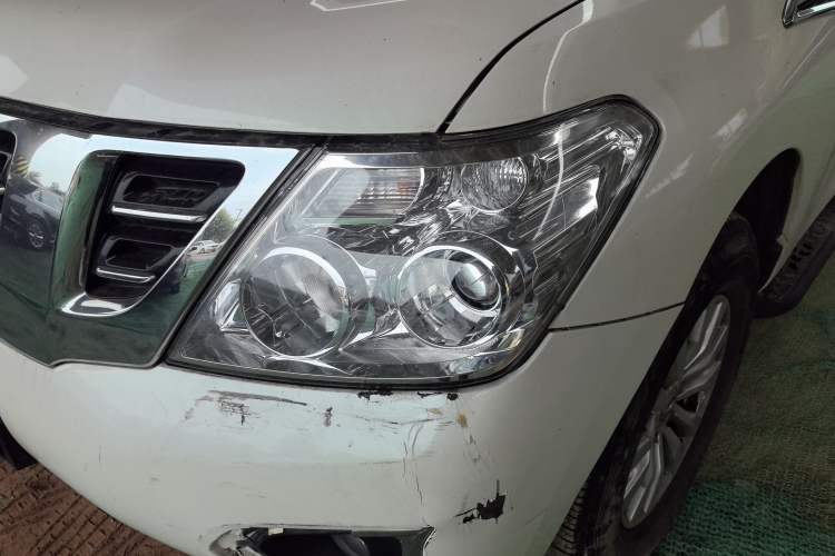 Used Nissan Patrol 2016 5.6L XE Middle East Left Front Headlight