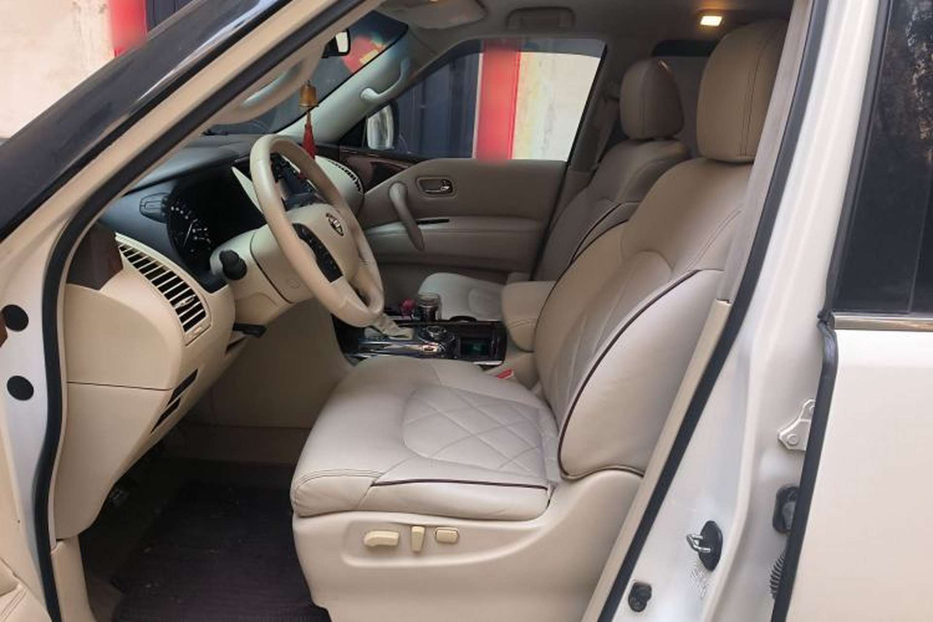 Used Nissan Patrol 2016 Y62 4.0L LE Middle East Edition Left Front Seat
