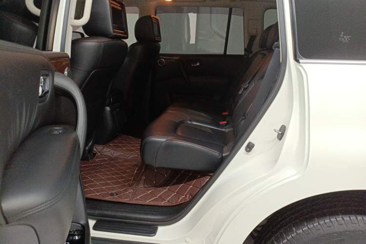 Used Nissan Patrol 2016 5.6L Standard Edition Left Rear Seat