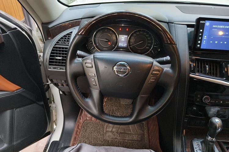 Used Nissan Patrol  Steering Wheel