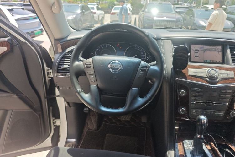 Used Nissan Patrol  Steering Wheel