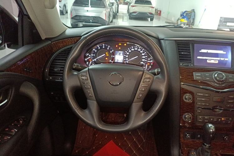 Used Nissan Patrol 2016 5.6L Standard Edition Steering Wheel