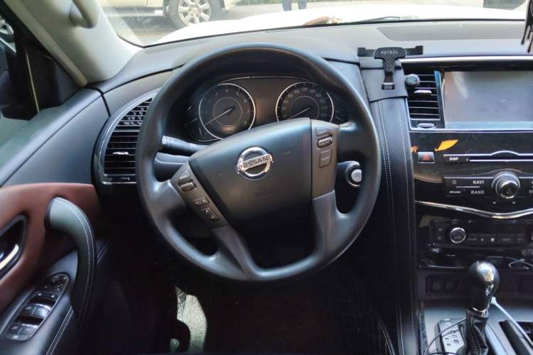 Used Nissan Patrol  Steering Wheel