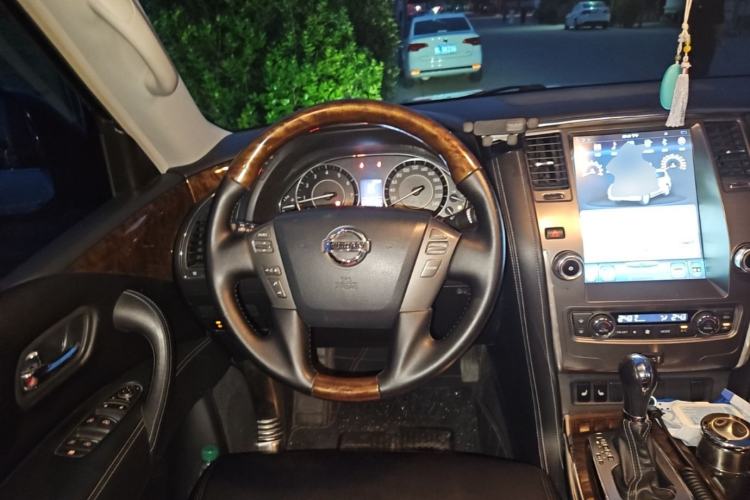 Used Nissan Patrol  Steering Wheel