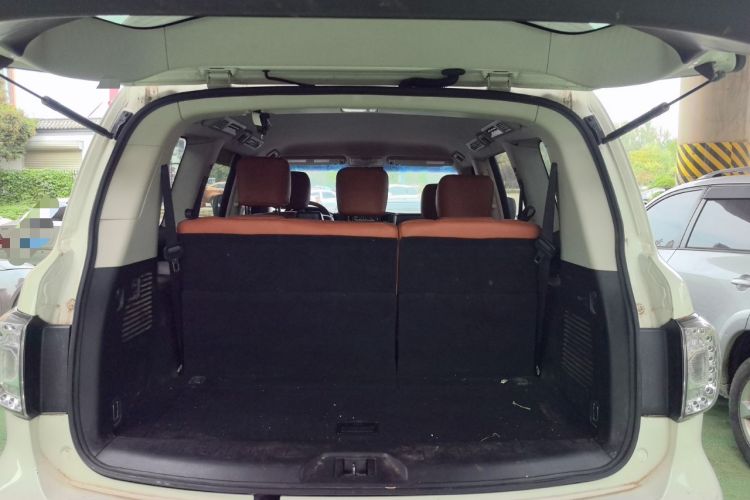 Used Nissan Patrol 2016 5.6L XE Middle East Trunk
