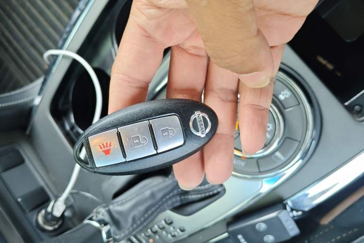 Used Nissan Patrol  Vehicle Key