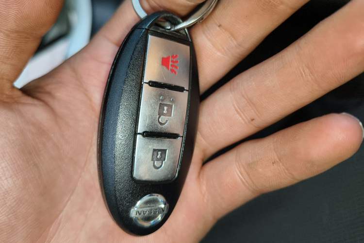Used Nissan Patrol  Vehicle Key