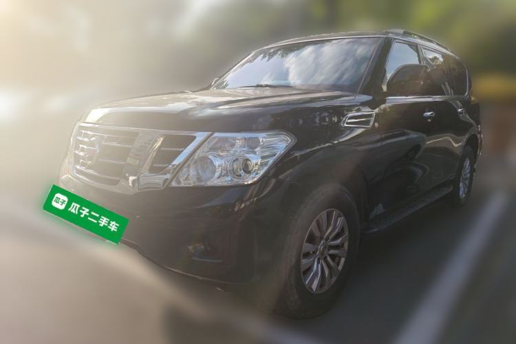 Used Nissan Patrol Parallel-imported Nissan Patrol, 4.0-liter gasoline engine, seven-seater. Guazi used car, China used car export, Used car for sale, Used  cars, Cheapest cars for sale