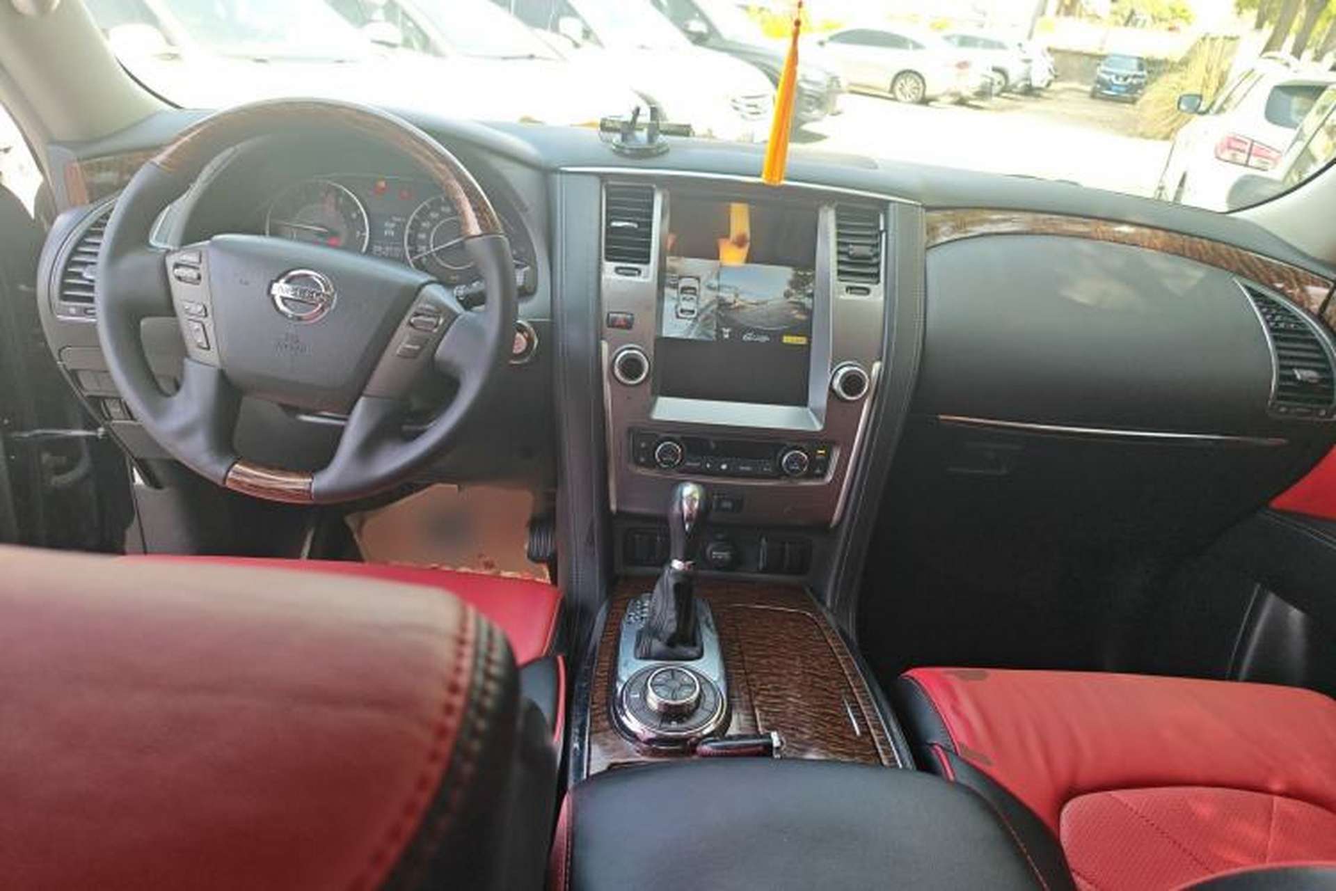 Used Nissan Patrol 2017 4.0L XE Middle East Version Center Console
