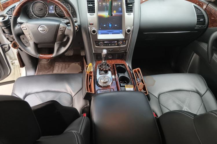 Used Nissan Patrol 2017 4.0L Parallel Import Center Console