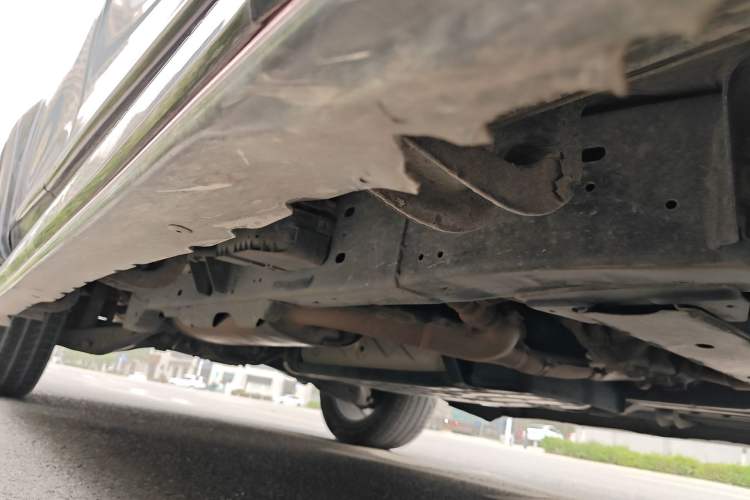 Used Nissan Patrol 2017 4.0L Parallel Import Chassis Front Right