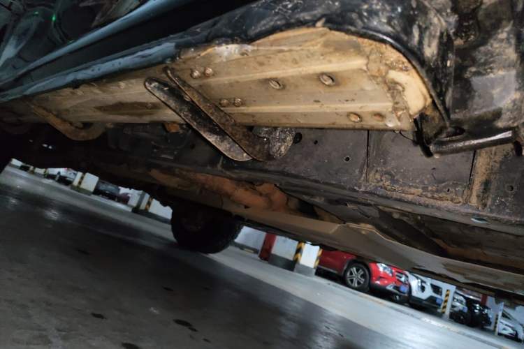 Used Nissan Patrol 2017 4.0L XE Middle East Version Chassis Front Right