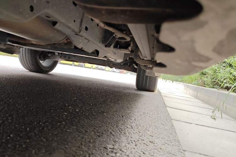 Used Nissan Patrol 2017 4.0L Parallel Import Chassis Rear Right