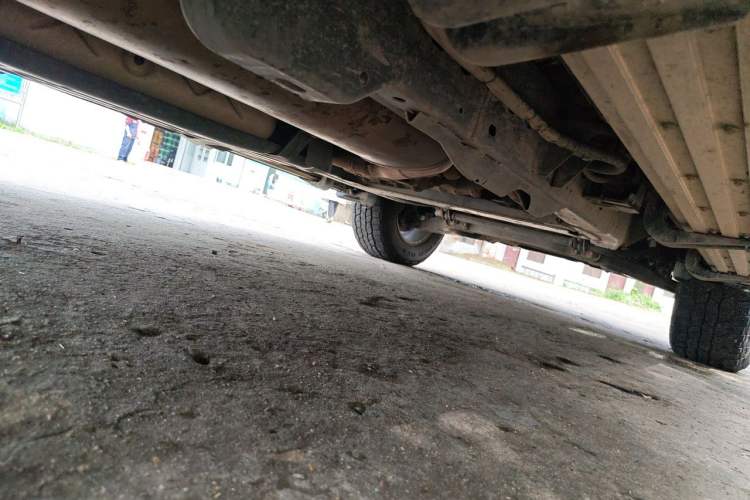 Used Nissan Patrol 2017 4.0L XE Middle East Version Chassis Rear Right
