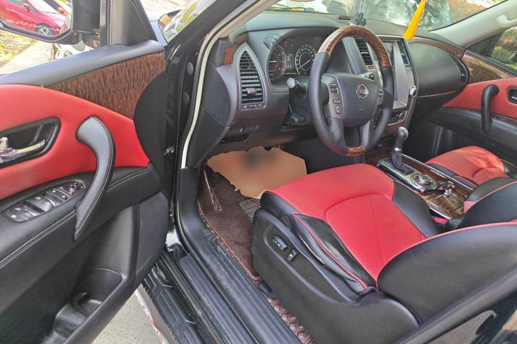 Used Nissan Patrol 2017 4.0L XE Middle East Version Driver Seat