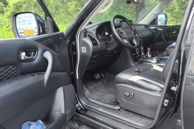 Used Nissan Patrol  Driver Seat