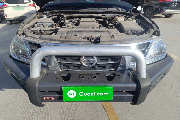 Used Nissan Patrol 2017 4.0L SE U.S.-Spec Version Engine Bay