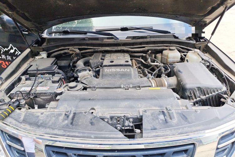 Used Nissan Patrol 2017 4.0L XE Middle East Version Engine Bay