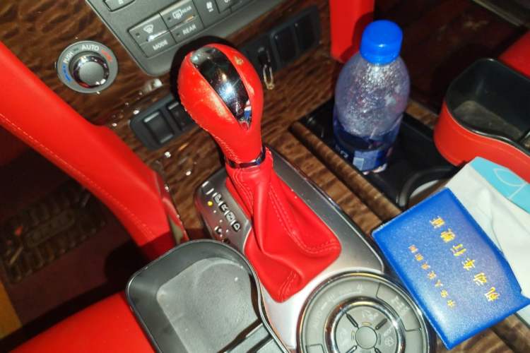 Used Nissan Patrol  Gear Lever
