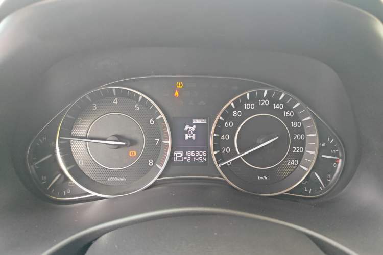 Used Nissan Patrol 2017 4.0L XE Middle East Version Instrument Cluster